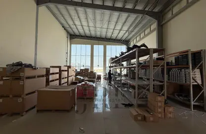 Warehouse - Studio - 1 Bathroom for rent in Al Sajaa Industrial - Al Sajaa - Sharjah