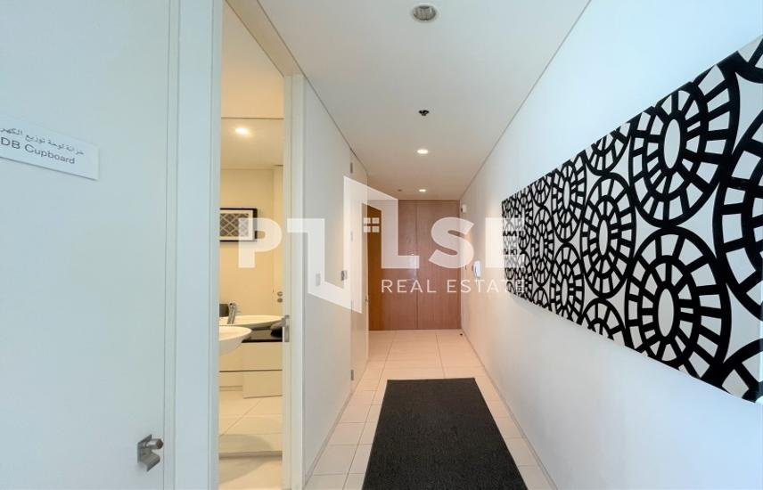Apartment for Sale in Index Tower Contemporary 1BR DIFC & Sea View