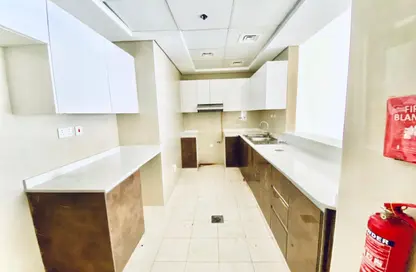 Apartment - 2 Bedrooms - 3 Bathrooms for rent in Infinity Building - Al Satwa - Dubai