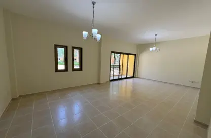 Apartment - 2 Bedrooms - 2 Bathrooms for rent in The Gardens - Dubai
