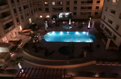 صورة لـ حوض سباحة شقة - 2 غرف نوم - 3 حمامات للبيع في بلازا ريسدينس 1 - بلازا ريزيدنس - قرية الجميرا سركل - دبي ، صورة رقم 1
