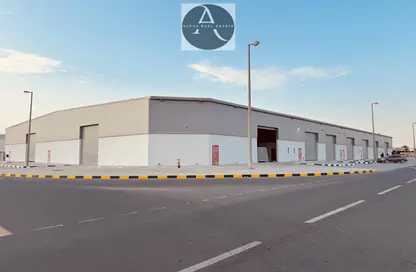 مستودع - استوديو - 3 حمامات للايجار في آلصجعه - الشارقة