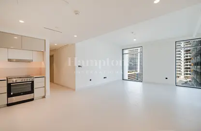 Apartment - 2 Bedrooms - 2 Bathrooms for rent in EMAAR Beachfront - Dubai Harbour - Dubai