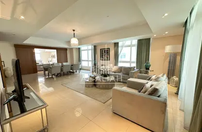 Living / Dining Room image for: Villa - 4 Bedrooms for rent in Al Forsan Village - Khalifa City - Abu Dhabi, Image 1