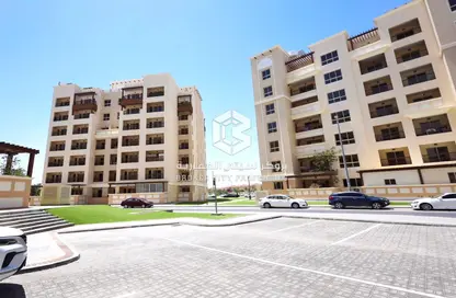 Apartment - 2 Bedrooms - 3 Bathrooms for sale in Bawabat Al Sharq - Baniyas East - Baniyas - Abu Dhabi