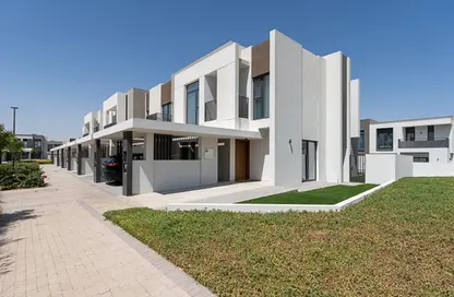 Villa - 4 Bedrooms - 5 Bathrooms for sale in Greenviews 2 - EMAAR South - Dubai South (Dubai World Central) - Dubai