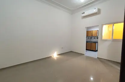 شقة - غرفة نوم - 1 حمام للايجار في فلل مدينة محمد بن زايد - مدينة محمد بن زايد - أبوظبي شقة - غرفة نوم - 1 حمام للايجار في فلل مدينة محمد بن زايد - مدينة محمد بن زايد - أبوظبي