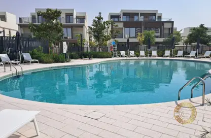 Townhouse - 3 Bedrooms - 4 Bathrooms for rent in Aura Gardens - Tilal Al Ghaf - Dubai