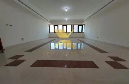 Apartment - 4 Bedrooms - 5 Bathrooms for rent in Airport Road - Abu Dhabi