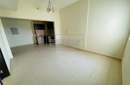 Apartment - 2 Bedrooms - 2 Bathrooms for rent in Silicon Gates 4 - Silicon Gates - Dubai Silicon Oasis - Dubai