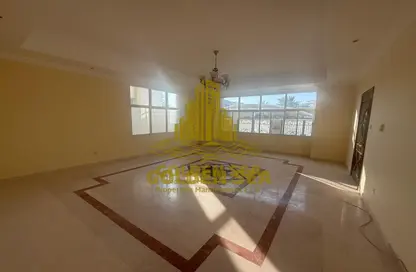 Villa - 7 Bedrooms - 7 Bathrooms for rent in Binal Jesrain - Between Two Bridges - Abu Dhabi