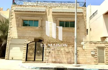 فيلا - 7 غرف نوم - 8 حمامات للايجار في الخالدية - أبوظبي