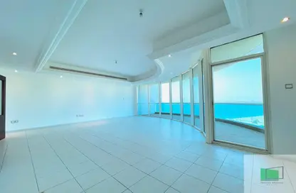 Apartment - 3 Bedrooms - 4 Bathrooms for rent in Bel Ghailam Tower - Corniche Road - Abu Dhabi