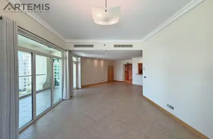 Apartment - 3 Bedrooms - 4 Bathrooms for rent in Al Basri - Shoreline Apartments - Palm Jumeirah - Dubai