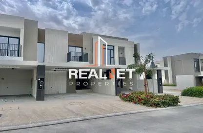 Townhouse - 3 Bedrooms - 4 Bathrooms for rent in Greenviews 2 - EMAAR South - Dubai South (Dubai World Central) - Dubai