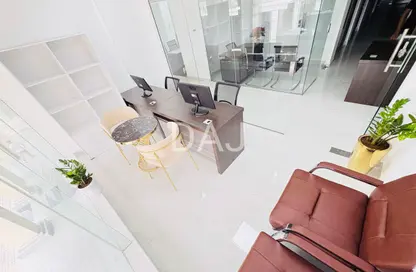 Office Space - Studio - 1 Bathroom for rent in Reem Residency - Al Karama - Dubai