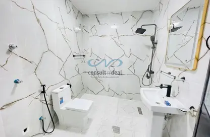 Apartment - Studio - 1 Bathroom for rent in Mohamed Bin Zayed Centre - Mohamed Bin Zayed City - Abu Dhabi