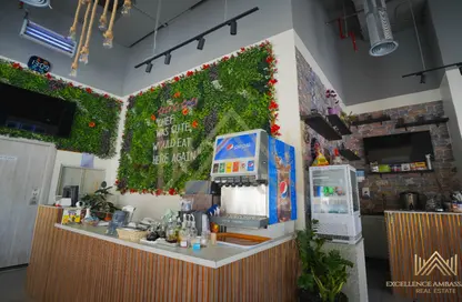 Retail - Studio for sale in Park Central - Business Bay - Dubai