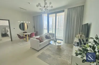 Apartment - 1 Bedroom for rent in Downtown Views - Downtown Dubai - Dubai