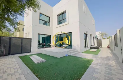 فيلا - 4 غرف نوم - 5 حمامات للايجار في مدينة الشارقة المستدامة - الشارقة