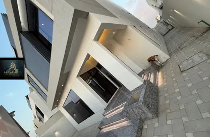 Villa - 5 Bedrooms - 7 Bathrooms for sale in Al Yasmeen 1 - Al Yasmeen - Ajman