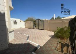 Villa - 3 bedrooms - 4 bathrooms for rent in Al Habooy - Al Markhaniya - Al Ain