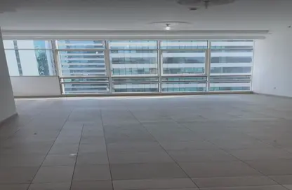 Apartment - 3 Bedrooms - 4 Bathrooms for rent in Electra Street - Abu Dhabi