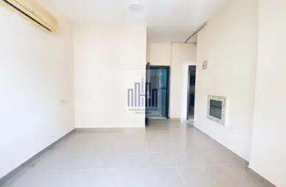 Apartment - 1 Bedroom - 1 Bathroom for rent in Fire Station Road - Muwaileh - Sharjah