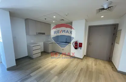 Apartment - 1 Bedroom - 2 Bathrooms for sale in Waters Edge - Yas Island - Abu Dhabi