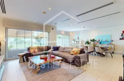 Villa - 4 Bedrooms - 7 Bathrooms for sale in Legacy - Jumeirah Park - Dubai