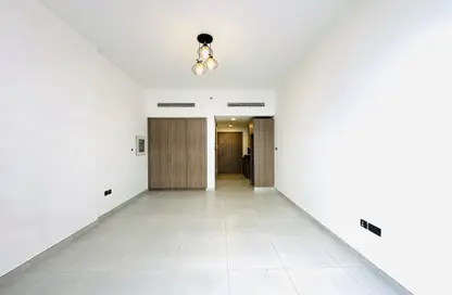 Apartment - Studio - 1 Bathroom for rent in Burj Residence 2 - Jumeirah Village Circle - Dubai