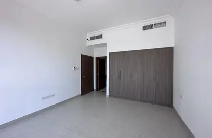 Empty Room image for: Townhouse - 3 Bedrooms - 5 Bathrooms for sale in Faya at Bloom Gardens - Bloom Gardens - Al Salam Street - Abu Dhabi, Image 1