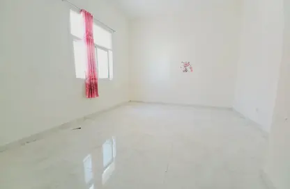 شقة - 2 غرف نوم - 3 حمامات للايجار في ميسلون - الشرق - الشارقة