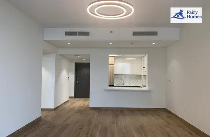 Apartment - 1 Bedroom - 2 Bathrooms for rent in The Waves Residences - Mankhool - Bur Dubai - Dubai