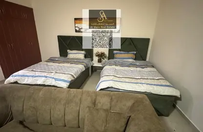 شقة - 1 حمام للايجار في مساكن كورنيش عجمان - طريق كورنيش عجمان - عجمان