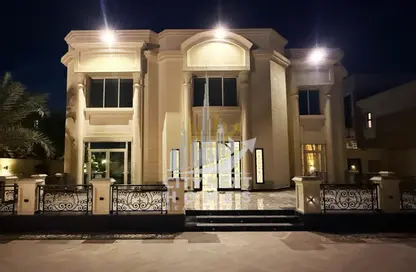 Villa - 5 Bedrooms - 6 Bathrooms for rent in Mirdif - Dubai