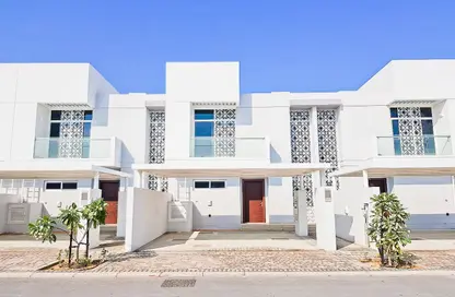 Townhouse - 3 Bedrooms - 4 Bathrooms for rent in Arabella Townhouses 1 - Arabella Townhouses - Mudon - Dubai