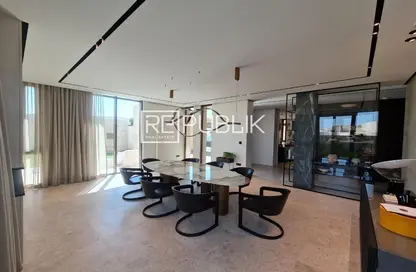 Dining Room image for: Villa - 4 Bedrooms for sale in Nudra - Saadiyat Cultural District - Saadiyat Island - Abu Dhabi, Image 1