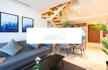 Apartment - 2 Bedrooms - 3 Bathrooms for sale in Oasis 1 - Oasis Residences - Masdar City - Abu Dhabi