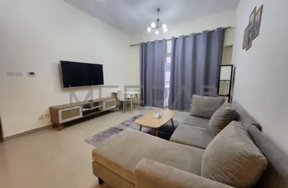 Apartment - 1 Bedroom - 2 Bathrooms for rent in Dana Tower - Jumeirah Village Circle - Dubai