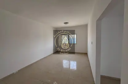 Apartment - 2 Bedrooms - 2 Bathrooms for rent in Al Jurf 2 - Al Jurf - Ajman Downtown - Ajman