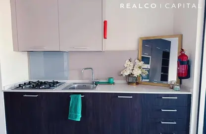 Apartment - Studio - 1 Bathroom for rent in Park View Tower - Jumeirah Village Circle - Dubai
