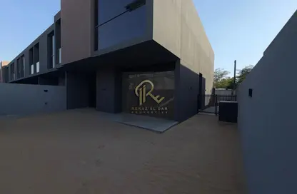 Bungalow - Studio - 4 Bathrooms for rent in Robinia - Masaar - Tilal City - Sharjah