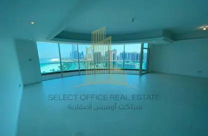 Duplex - 4 Bedrooms - 4 Bathrooms for rent in Corniche Road - Abu Dhabi
