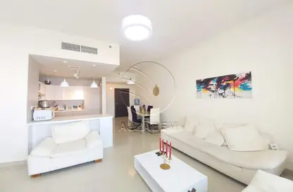 شقة - 2 غرف نوم - 3 حمامات للبيع في خليج المارينا - مدينة الأضواء - جزيرة الريم - أبوظبي شقة - 2 غرف نوم - 3 حمامات للبيع في خليج المارينا - مدينة الأضواء - جزيرة الريم - أبوظبي