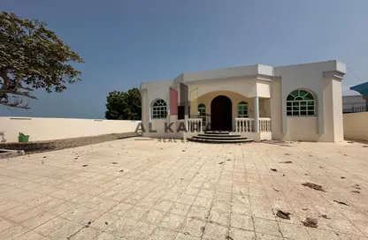 فيلا - 2 غرف نوم - 2 حمامات للايجار في جلفار - رأس الخيمة