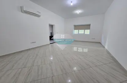Apartment - 2 Bedrooms - 2 Bathrooms for rent in Mohamed Bin Zayed City - Abu Dhabi
