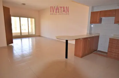 Apartment - Studio - 1 Bathroom for rent in Golf Apartments - Al Hamra Village - Ras Al Khaimah