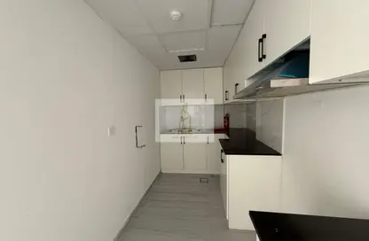 شقة - غرفة نوم - 2 حمامات للايجار في مبني الامير عبدالله - المدينة العالمية المرحلة 2 - 4 الورسان - الورسان - دبي