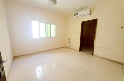 Apartment - Studio - 1 Bathroom for rent in Fire Station Road - Muwaileh - Sharjah